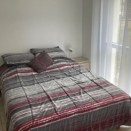 T2 Calme Proche De Porce Apartment *