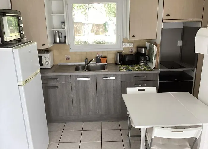 Appartamento T2 Calme Proche De Porcé